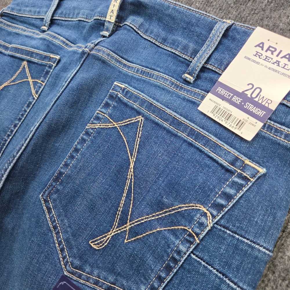 Ariat R.E.A.L. Jeans Womens 22WR Regular Perfect Rise Straight NWT Mackenzie